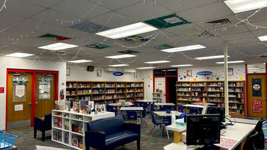 North Landing Elementary School Library in Virginia Beach