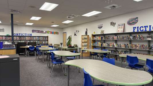 Woodland Elementary School Library in Zephyrhills