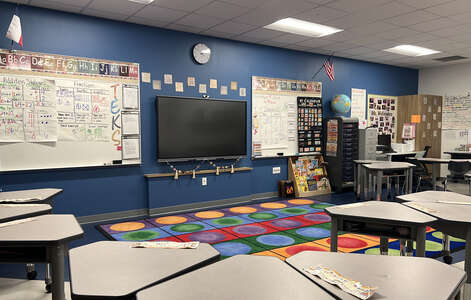 Cross Elementary School Classroom Standard in Mesquite
