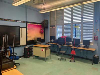 Oak Grove Elementary School Classroom Standard in Miami