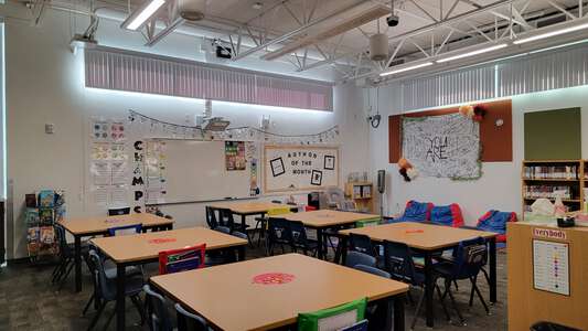 Stevens - Josh Elementary School Library in Henderson