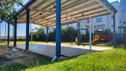 Crockett Elementary Outdoor Basketball Courts in Houston