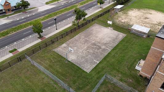 Outdoor Basketball Courts (3 hr min)