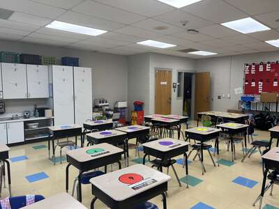 Burton-Pack Elementary School Classroom Standard in Columbia