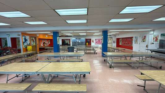 Faraday - Michael Faraday Elementary School Cafeteria in Chicago 4