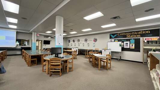 Sunlake High School Library in Land O' Lakes