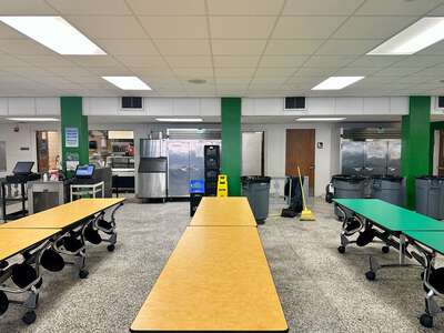 William Brown Miller Elementary School Cafeteria in Dallas 4
