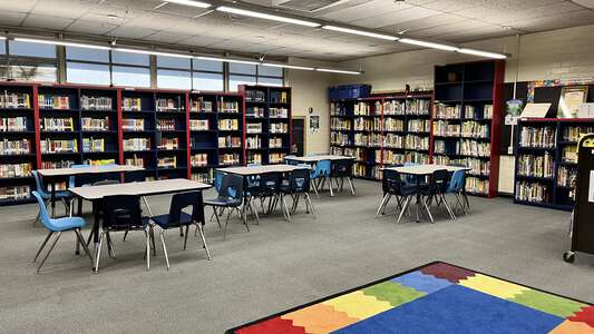 Arroyo Elementary School Library (Rm.20) in Pomona