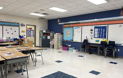 Hodges Elementary School Classroom Standard in Balch Springs