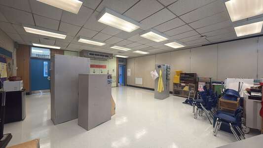 Rudolph Matas School Classroom Standard in Metairie 3