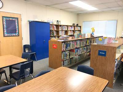 Marshall Elementary School Library in Modesto 2