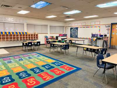 Madison Rose Lane Elementary Classroom Standard in Phoenix