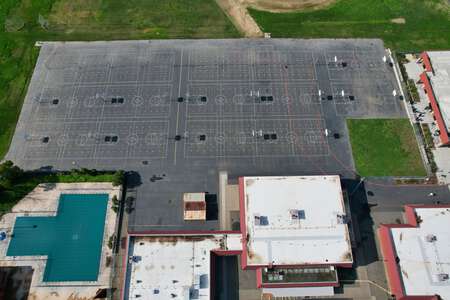James Rutter Middle School Outdoor Basketball Courts in Sacramento