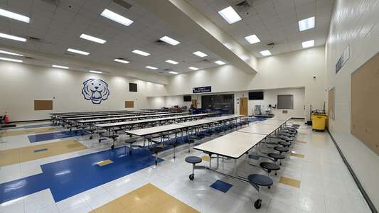Hickory Grove Elementary School Cafeteria in Charlotte 5