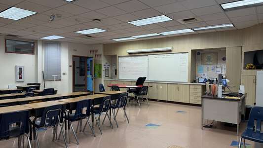 Rosa Parks Elementary School Classroom Standard in Lynwood