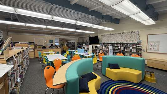 Sleepy Hollow Elementary School Library in Orinda