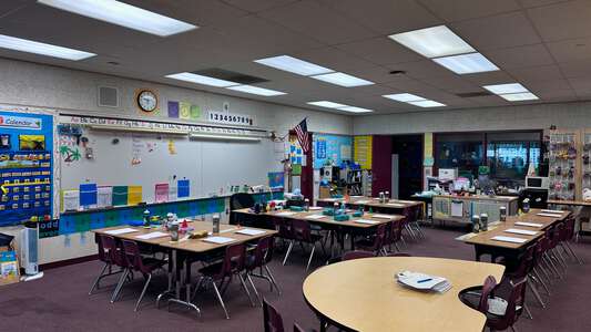 Rice Canyon Elementary School Classroom Standard in Lake Elsinore