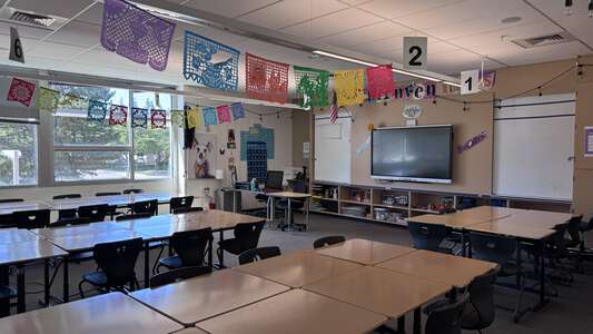 Lake Washington High School Classroom Standard in Kirkland