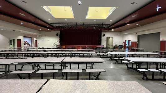 Stoller Middle School Cafeteria in Portland