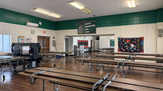 Lincoln Elementary School Cafeteria in Lynwood