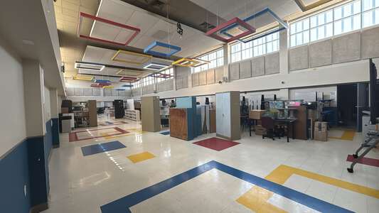 J.C. Ellis School Cafeteria in Metairie 2