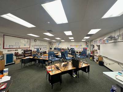 Northcutt Elementary School Classroom Standard in Fountain Valley
