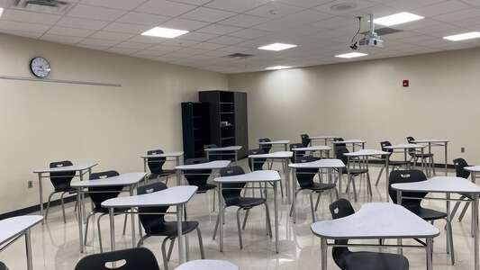 Zephyrhills High School Classroom Standard in Zephyrhills 3