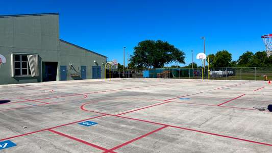 Mirror Lakes Elementary School Blacktop / Basketball Courts in Lehigh Acres