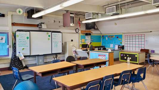 Cadman Elementary School Classroom Standard in San Diego