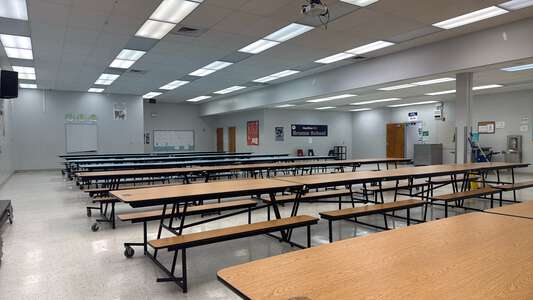Eagle Lake Elementary School Cafeteria in Eagle Lake 2