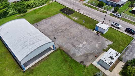 Broadmoor Elementary School Outdoor Basketball Courts in Miami