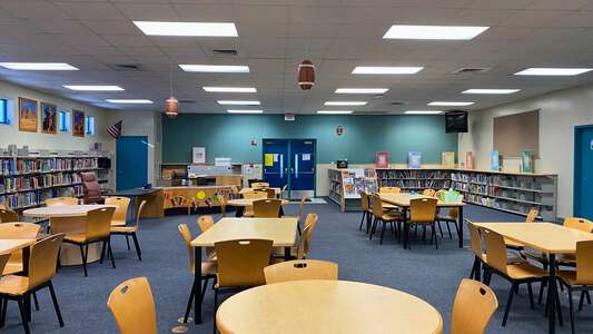 Wilton Manors Elementary School Library - Room 401 in Wilton Manors