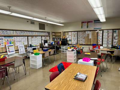 Umphrey Lee Elementary School Classroom Standard in Dallas 4
