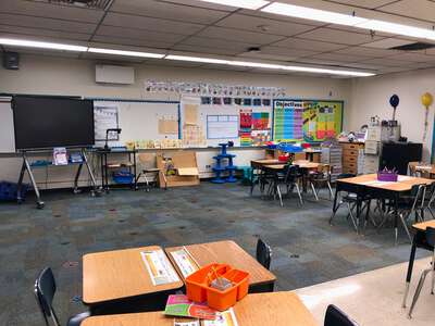 Comanche Elementary School Classroom Standard in Albuquerque