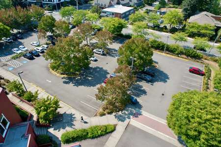 Old Redmond Schoolhouse Parking Lot in Redmond