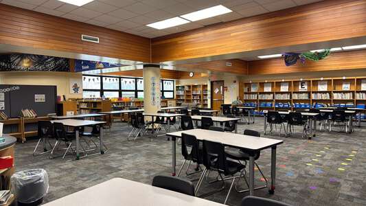 Beech Elementary School Library in Wichita 3