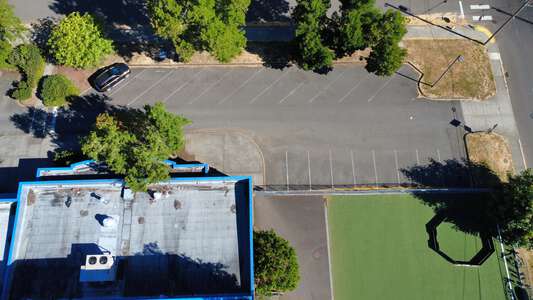 Willamette Primary School Parking Lot - Side in West Linn