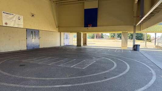 Nautilus K-8 Covered Basketball Area in Federal Way