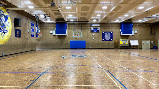 Lowell Scott Middle School Gym - Main in Boise
