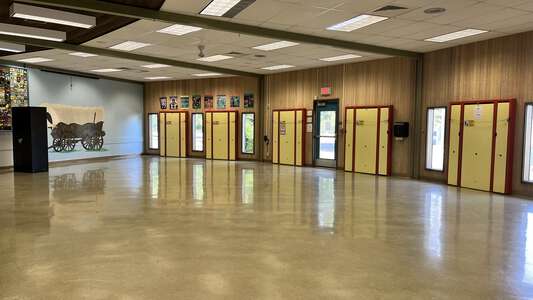 Family School Cafeteria in Eugene