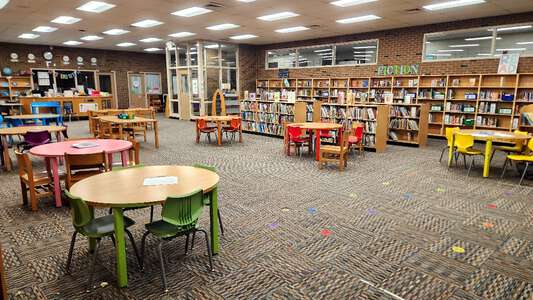 Sarah Moore Greene Magnet Academy Library in Knoxville