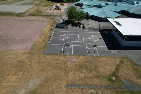 Emily Dickinson Explorer Elementary School Outdoor Basketball Courts in Redmond