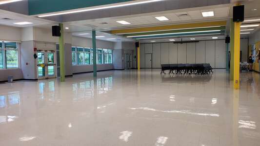 Mary Giella Elementary School Cafeteria in Spring Hill 3