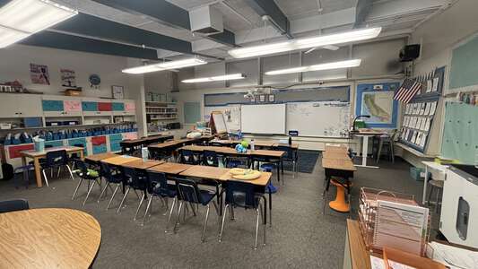 Sleepy Hollow Elementary School Room 20 - Music in Orinda