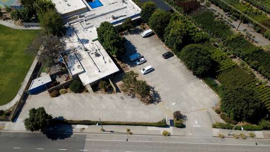 Slavik Branch (Del Mar Location) Parking Lot in Pasadena 2