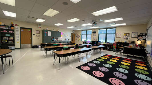 Chain of Lakes Elementary School Classroom Standard in Winter Haven 4