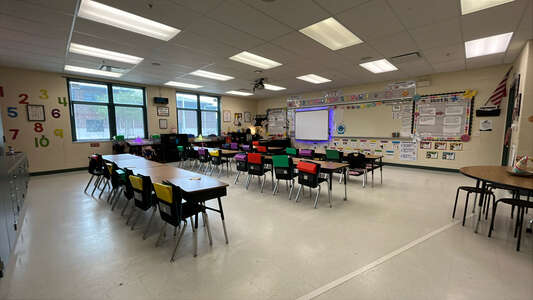 Chain of Lakes Elementary School Classroom Standard in Winter Haven 2
