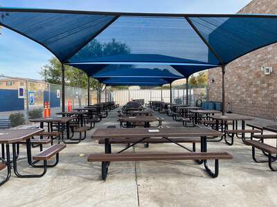 Joli Ann Leichtag Elementary School Outdoor Lunch Area in Vista