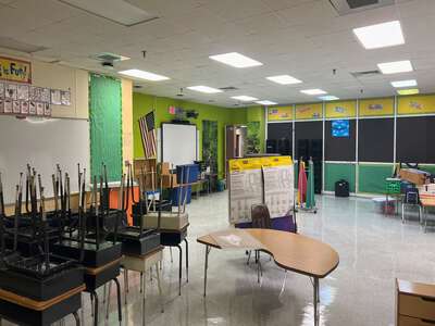Pine Lake Elementary School Classroom Standard in Miami 2
