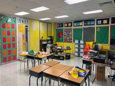 Pine Lake Elementary School Classroom Standard in Miami 5